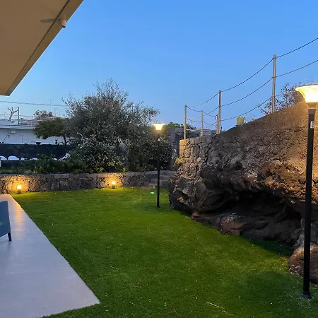 La Casa Dila Sul Mare * Acireale